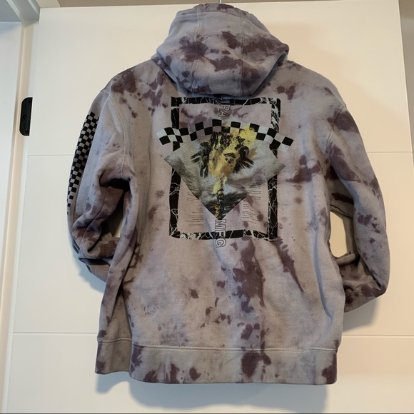 LIRA | Custom Dyed Graphic Hoodie - Picture 7 of 10